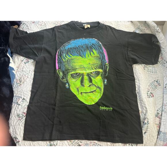 RARE 1991 FRANKENSTEIN TEE HORROR GOTH MONSTERS UNIVERSAL COLLECTIBLE - Picture 1 of 6